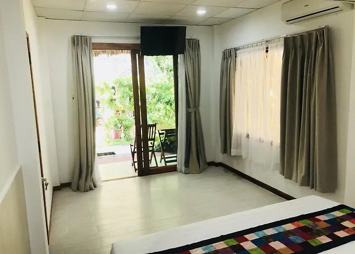 Hotel Ananda 3*
